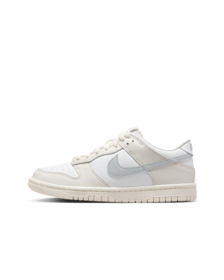 Nike Dunk Low Older Kids' Shoes. Nike IL